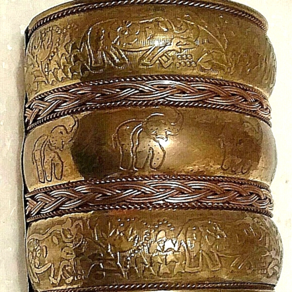 CUFF Bracelet w/Elephants India Vintage Copper/Brass Beveled